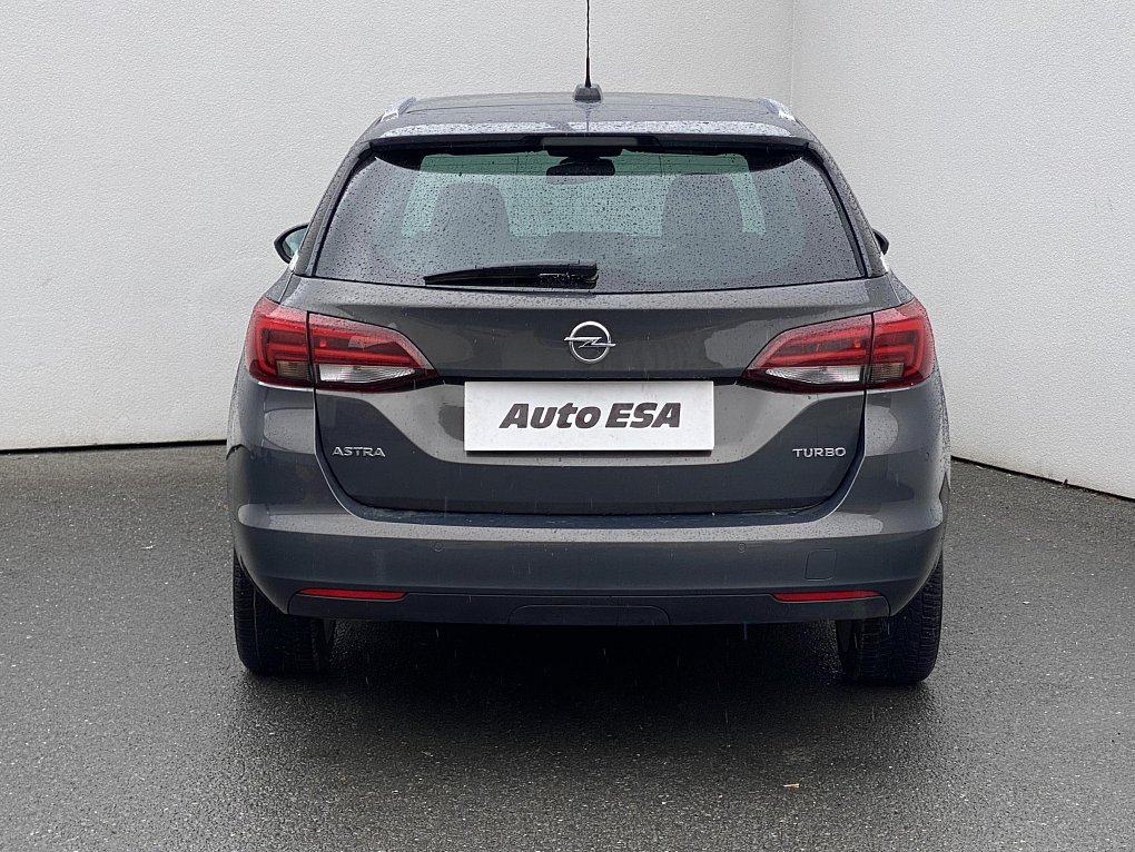 Opel Astra 1.4 T Innovation