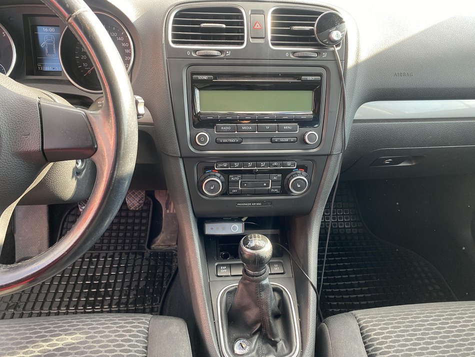 Volkswagen Golf 1.4i 