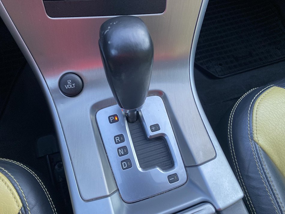 Volvo XC60 2.4 D5 Summum 4x4