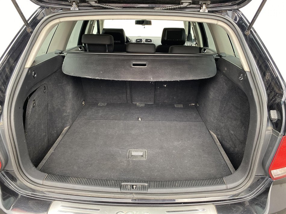 Volkswagen Golf 1.6 TDi 