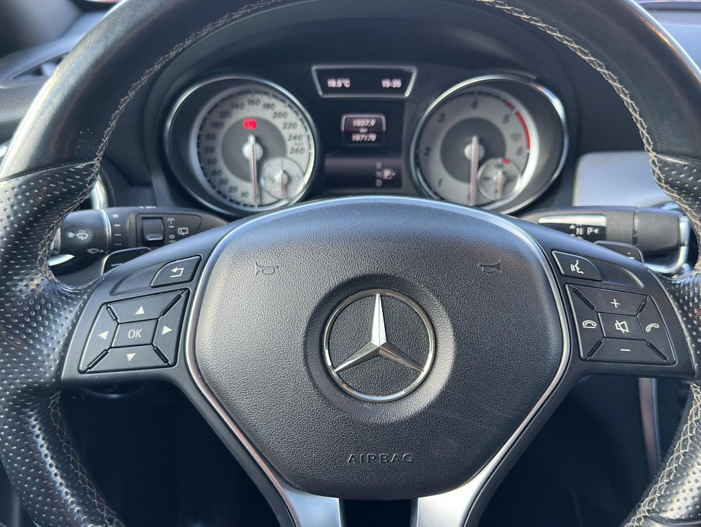 Mercedes-Benz GLA 2.2CDi  200 4Matic