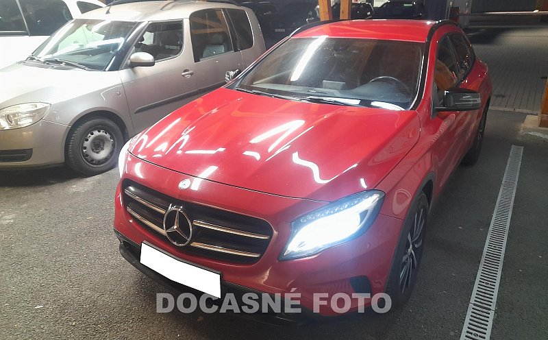 Mercedes-Benz GLA 2.2 
