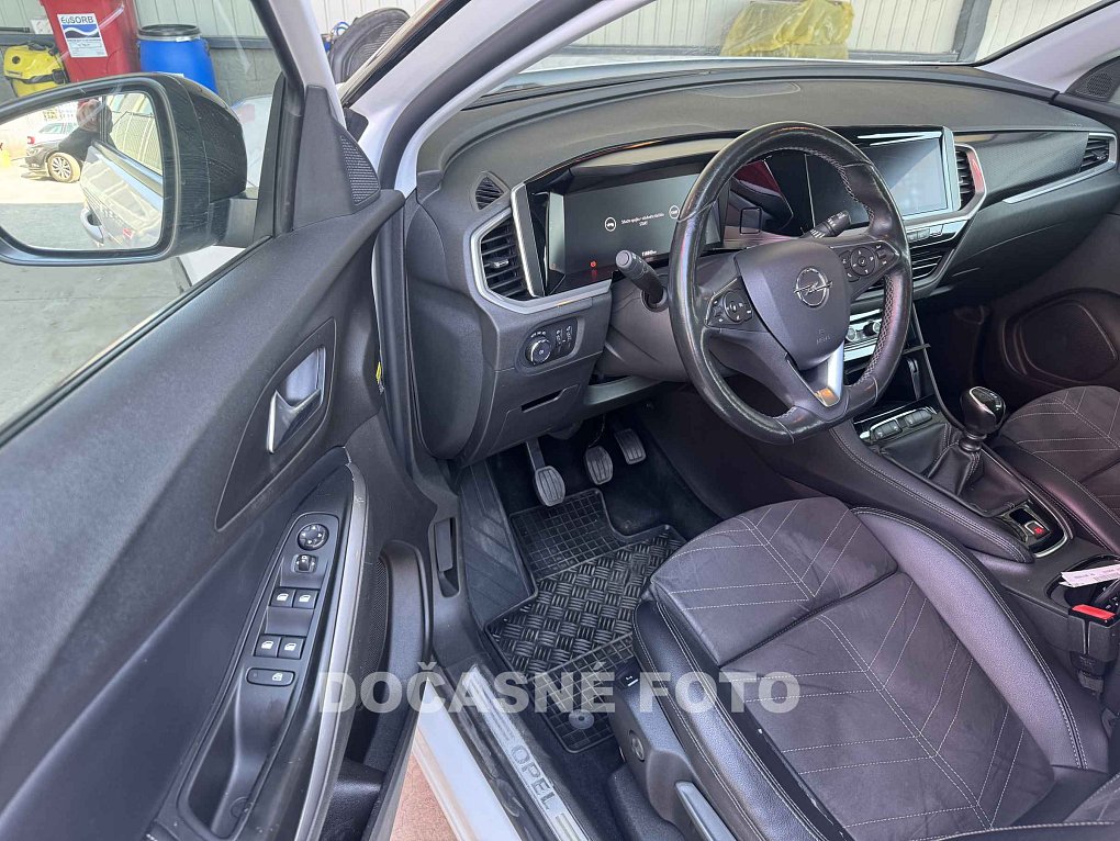 Opel Grandland 1.2i 
