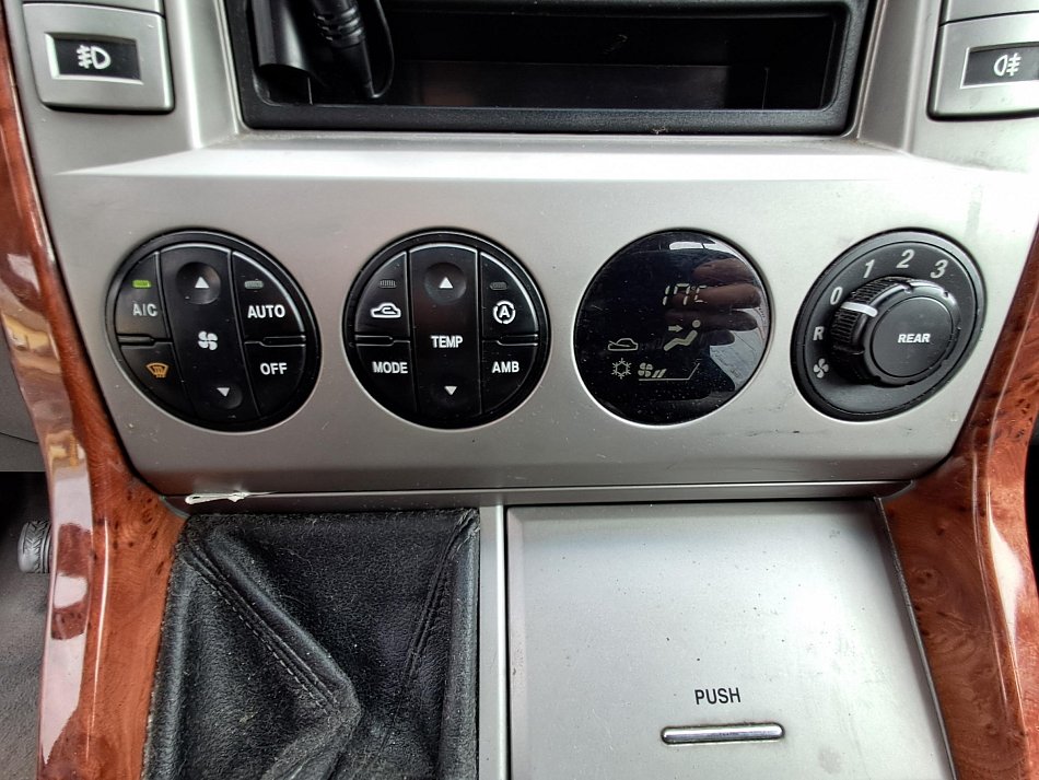 Kia Carnival 2.9 CRDi  7míst