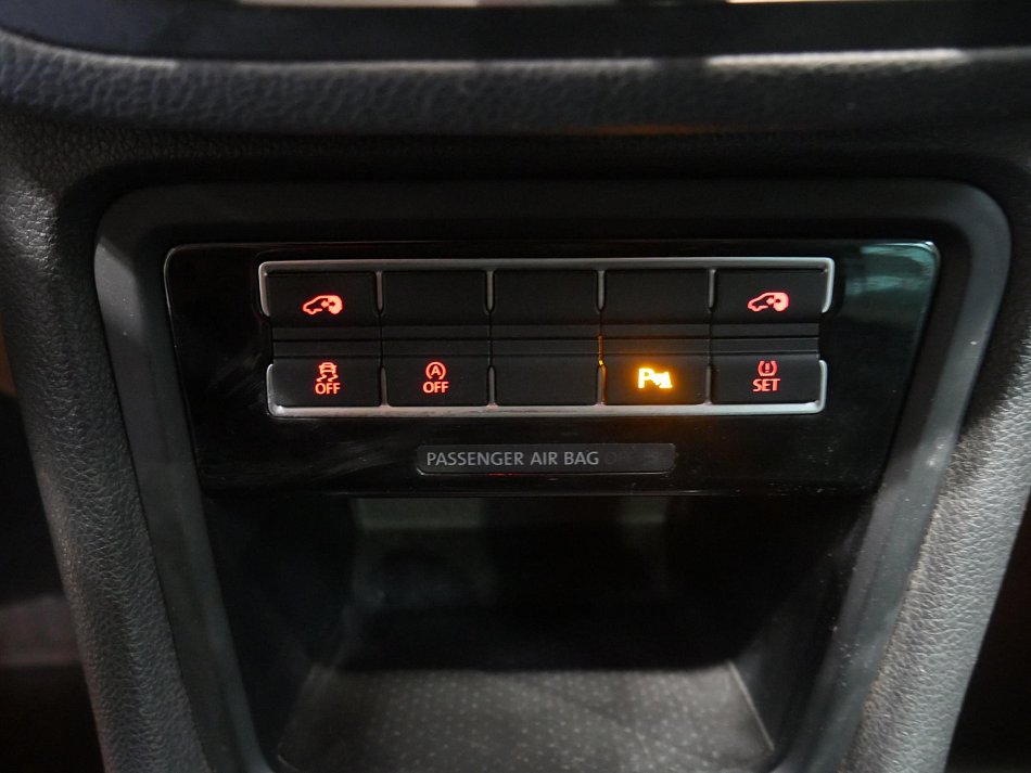 Volkswagen Sharan 2.0 TDi 