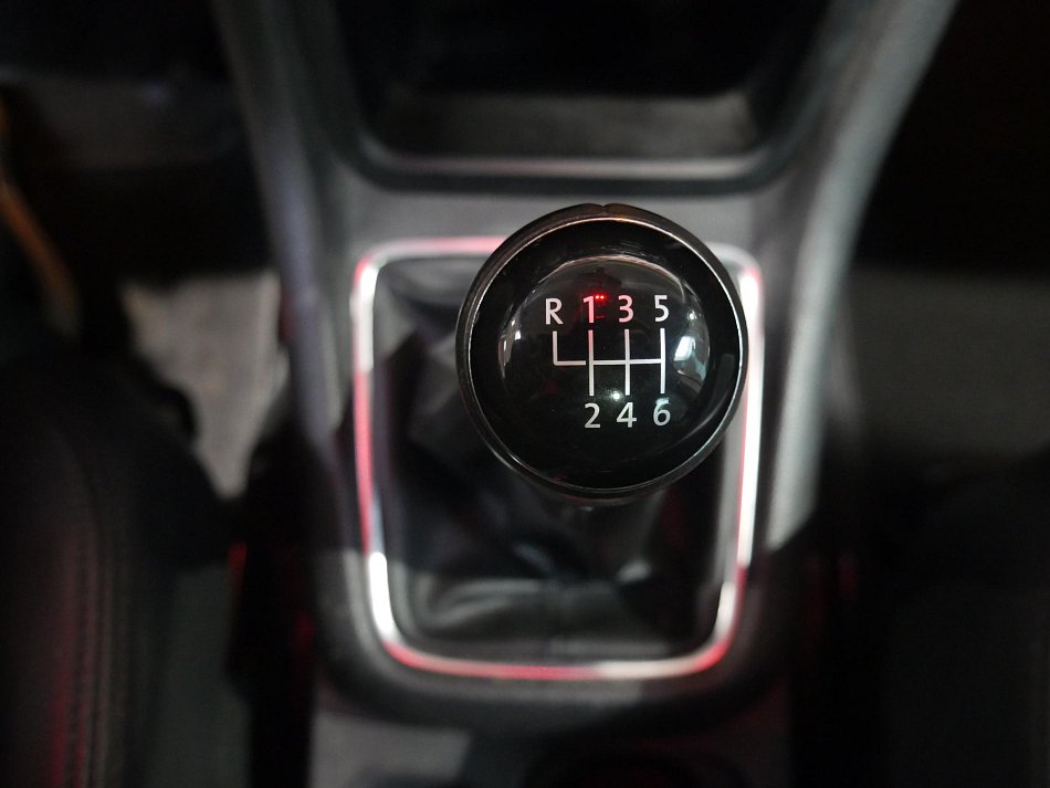 Volkswagen Sharan 2.0 TDi 