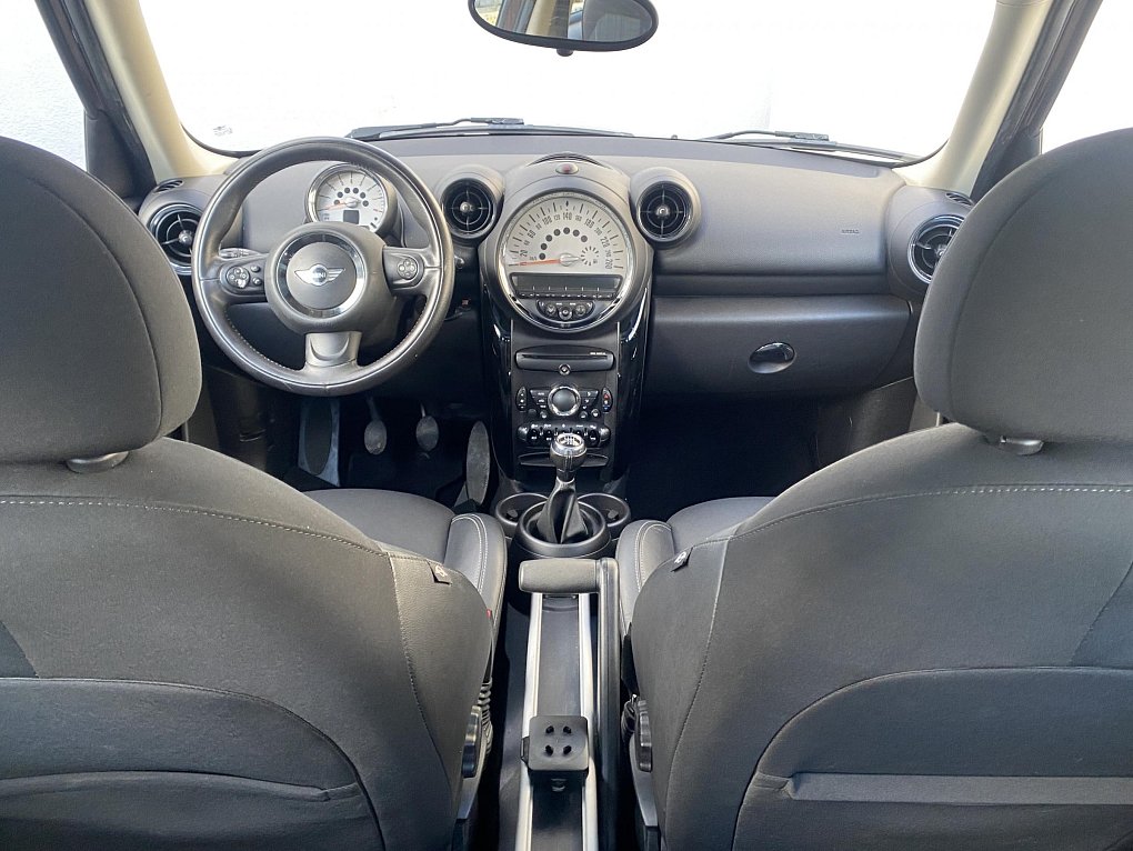 Mini Cooper 1.6i  Paceman