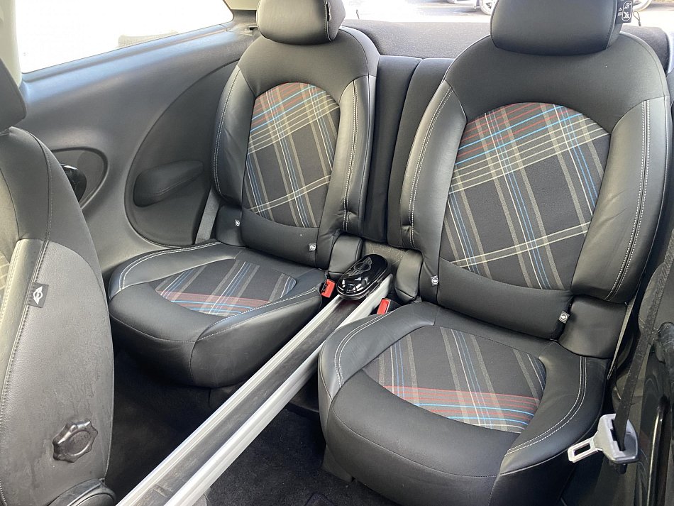 Mini Cooper 1.6i  Paceman