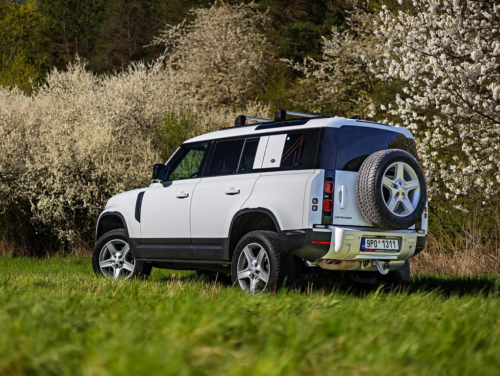 Land Rover Defender 3.0 D  SE D250