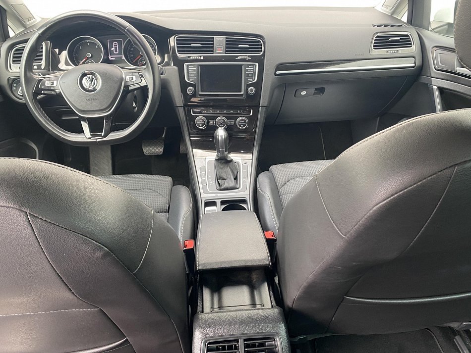 Volkswagen Golf 2.0TDi Highline