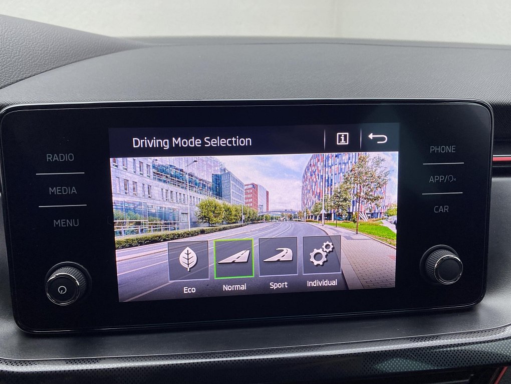 Škoda Kamiq 1.5 TSi Monte Carlo