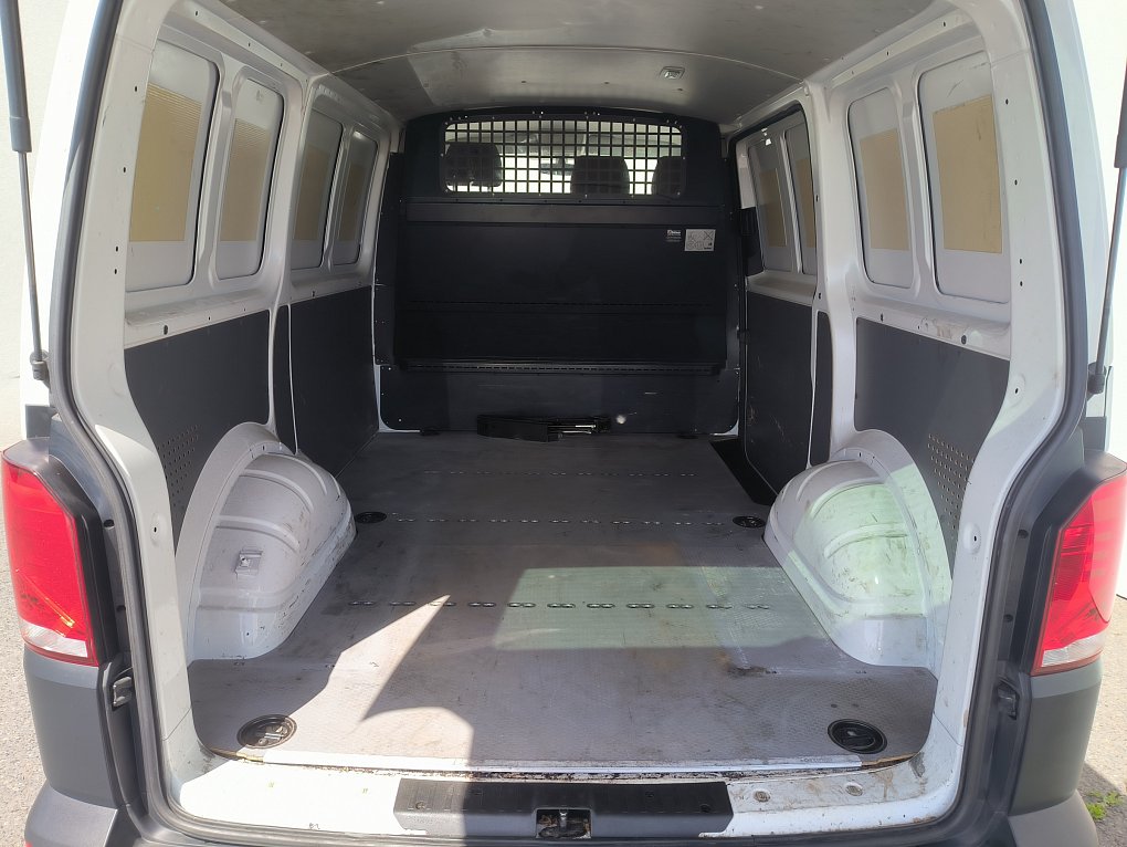 Volkswagen Transporter 2.0TDi  T6.1