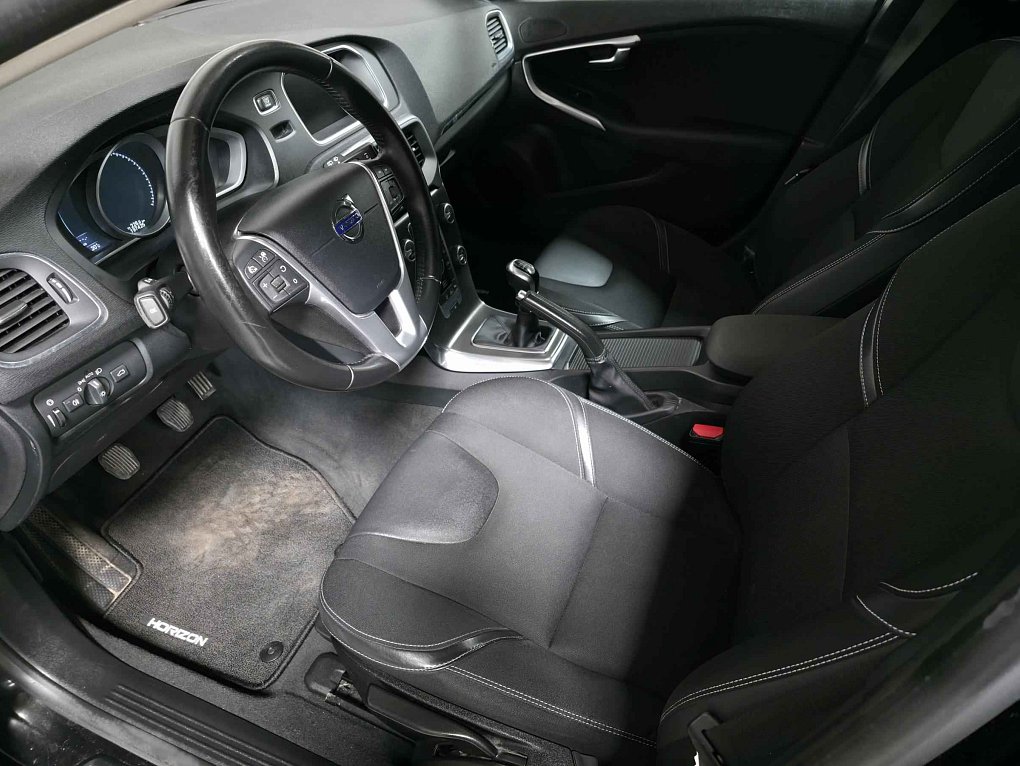 Volvo V40 2.0d 