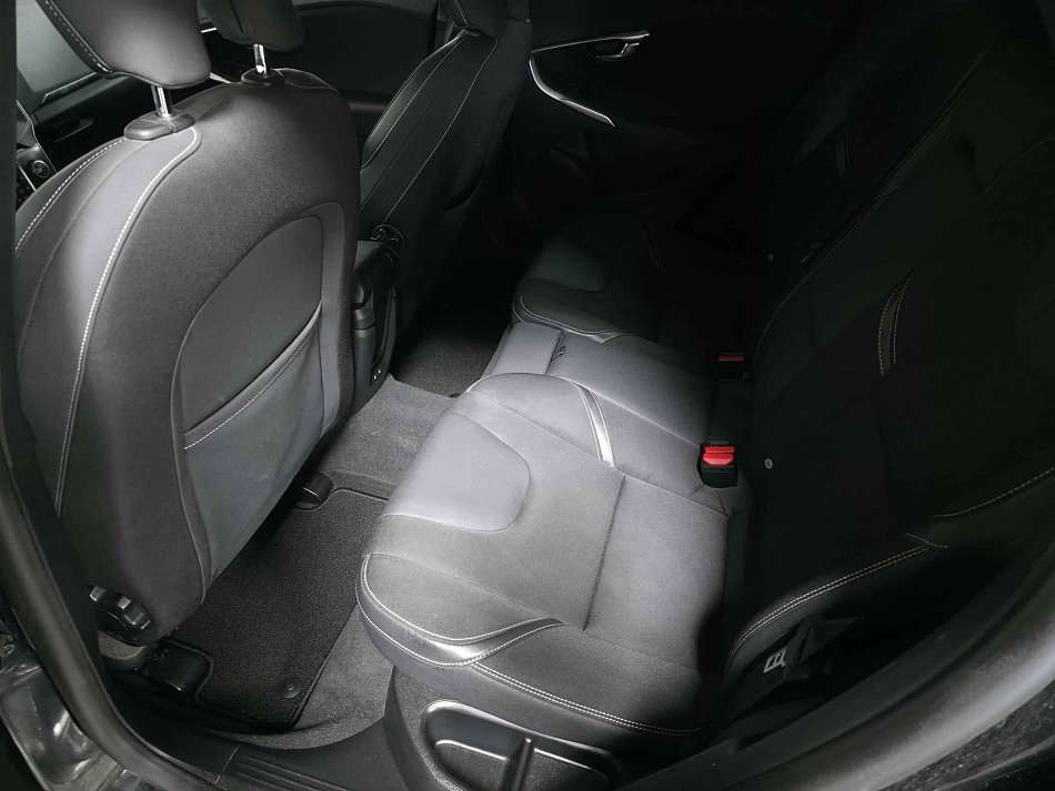 Volvo V40 2.0d 