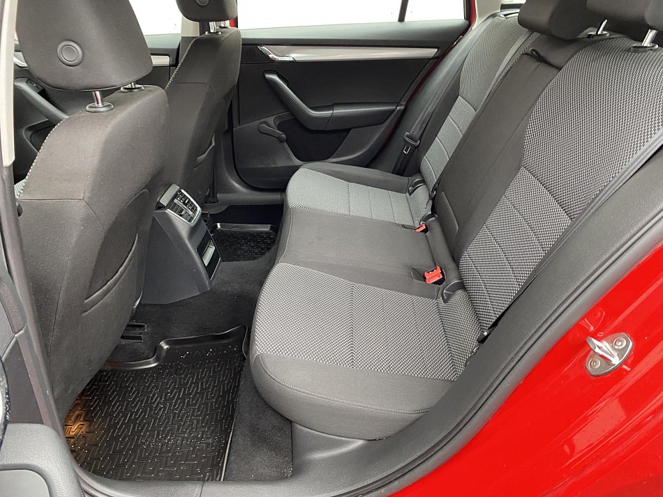 Škoda Octavia III 1.4TSi Ambition