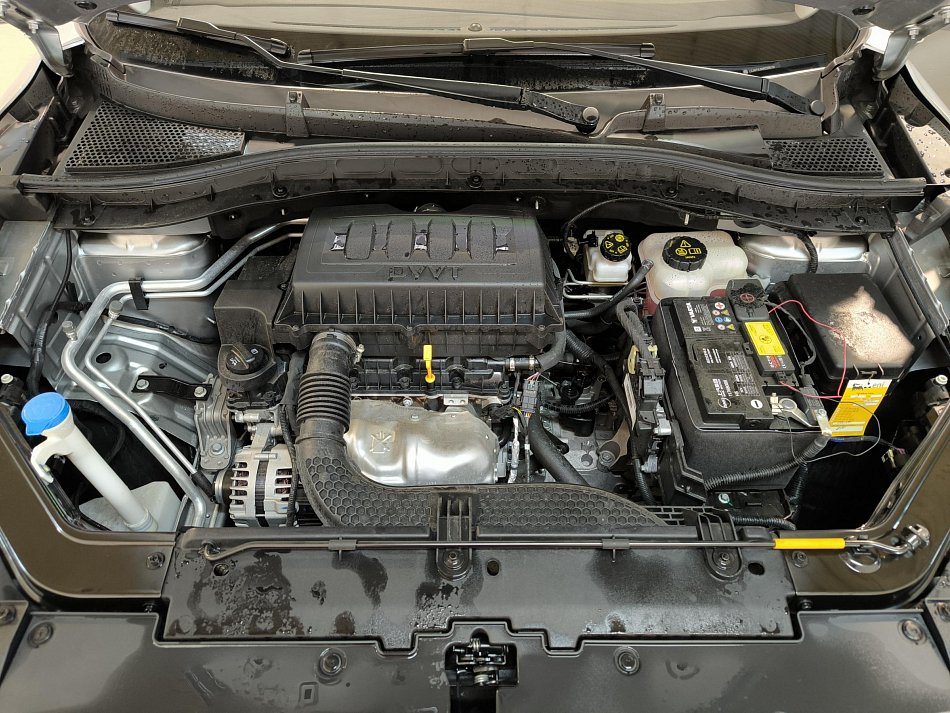 MG ZS 1.5 i Essential