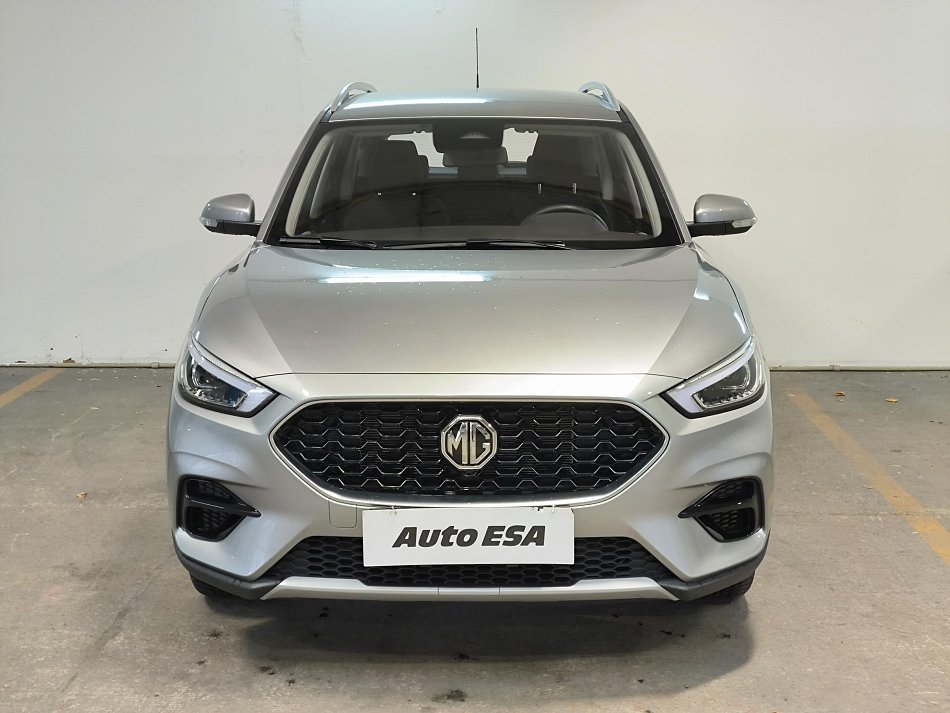 MG ZS 1.5 i Essential