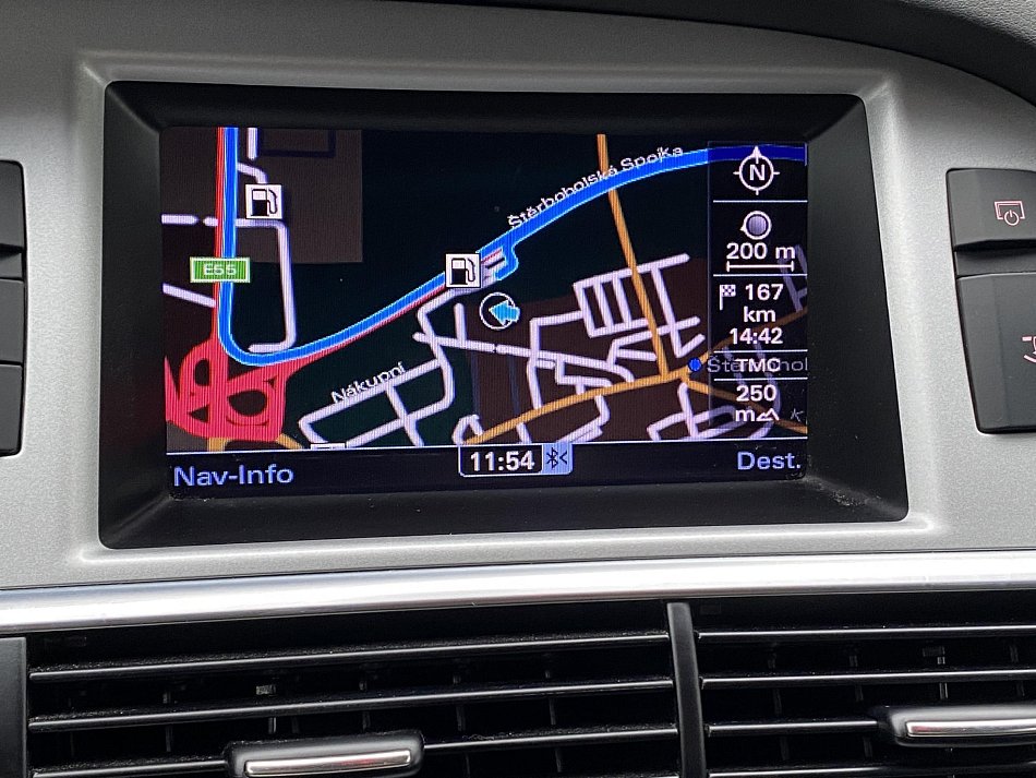 Audi A6 2.0 TDi S-line