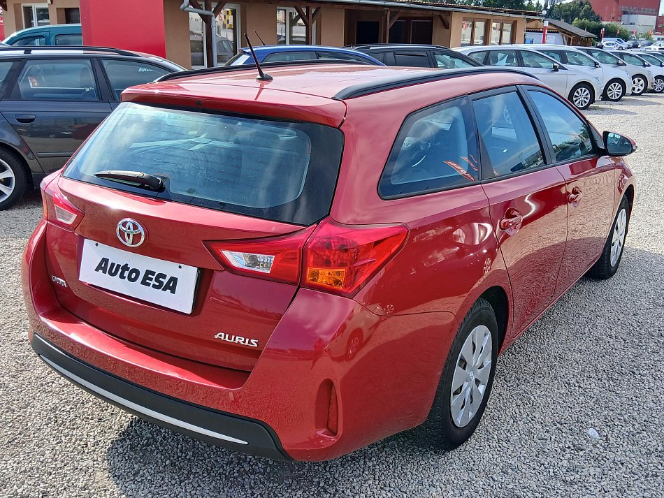 Toyota Auris 1.6 VVT-i 