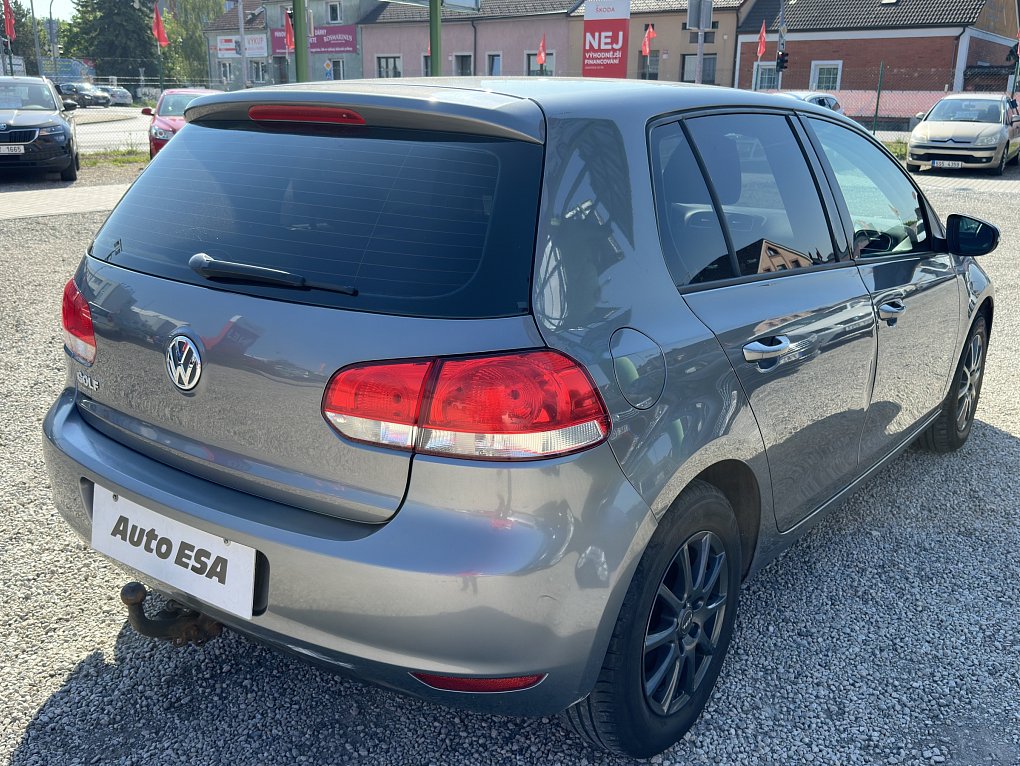 Volkswagen Golf 1.4i 