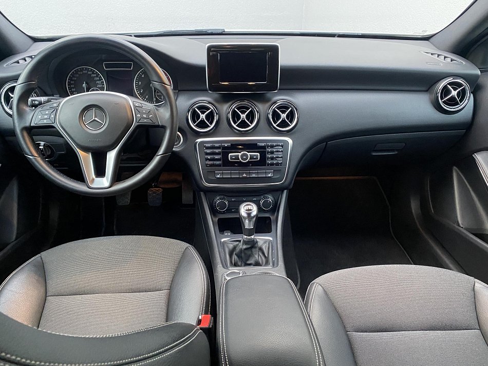 Mercedes-Benz Třída A 1.6 i  A180