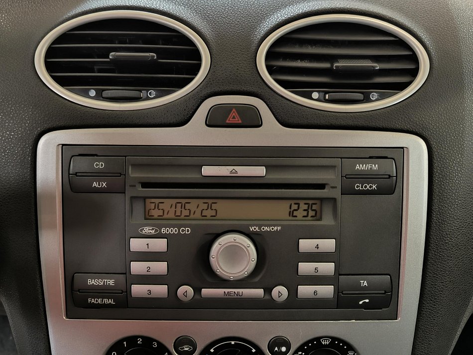 Ford Focus 1.8i 