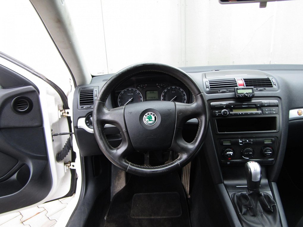 Škoda Octavia II 2.0 TDi  4x4