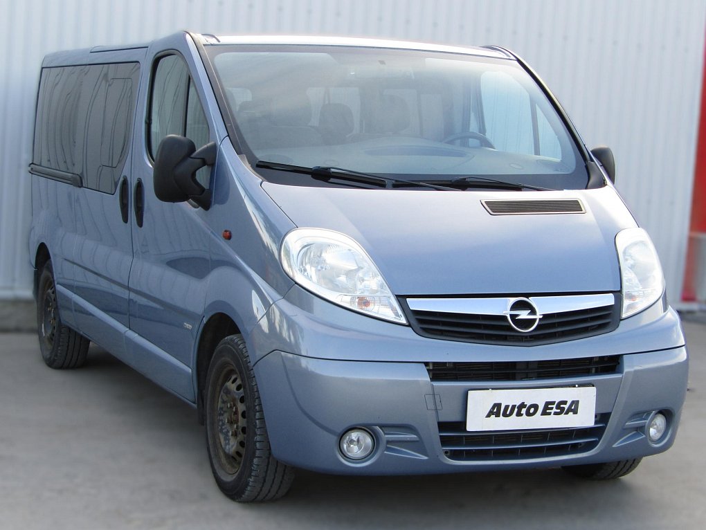 Opel Vivaro 2.0CDTi  L2H1 9míst