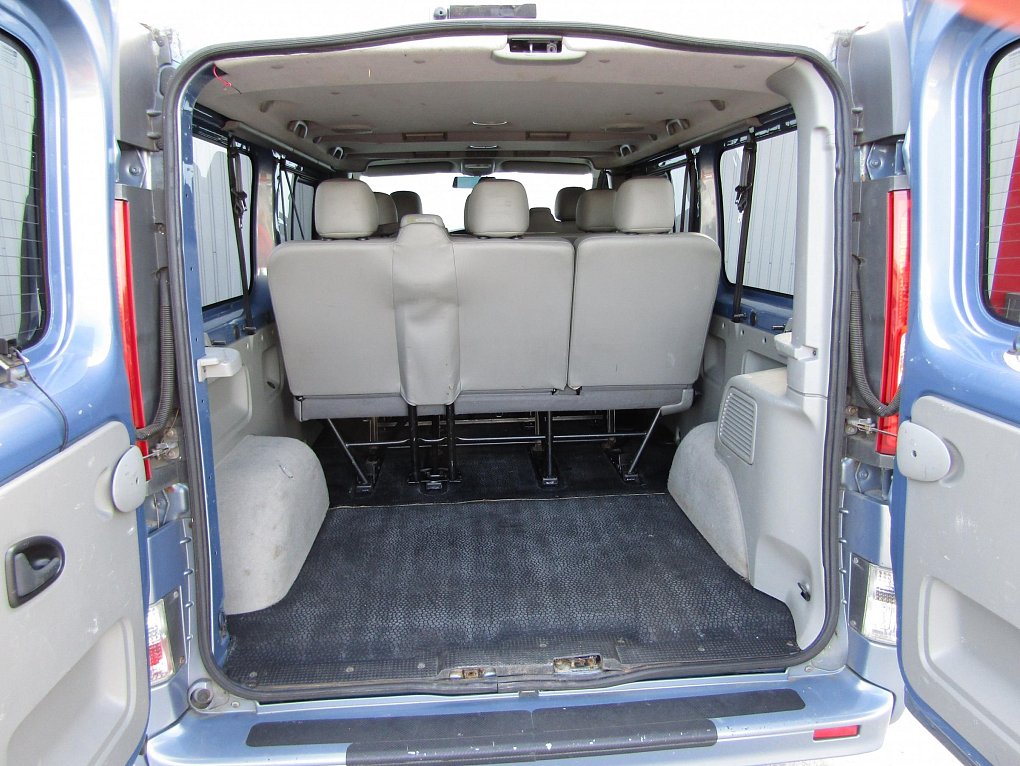 Opel Vivaro 2.0CDTi  L2H1 9míst
