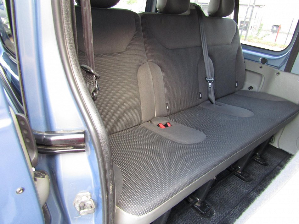 Opel Vivaro 2.0CDTi  L2H1 9míst