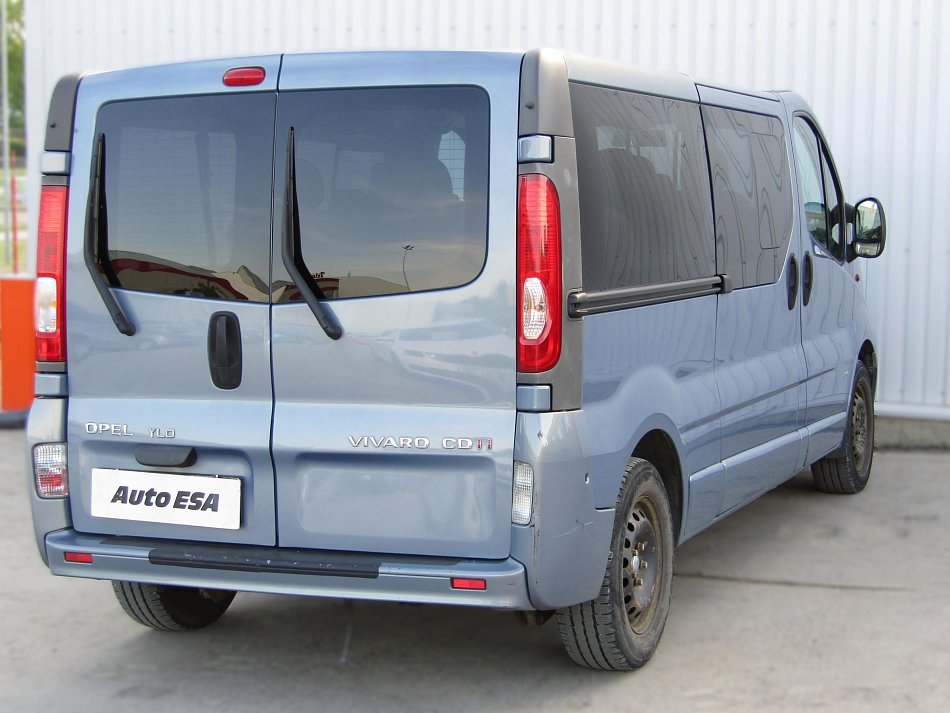 Opel Vivaro 2.0CDTi  L2H1 9míst