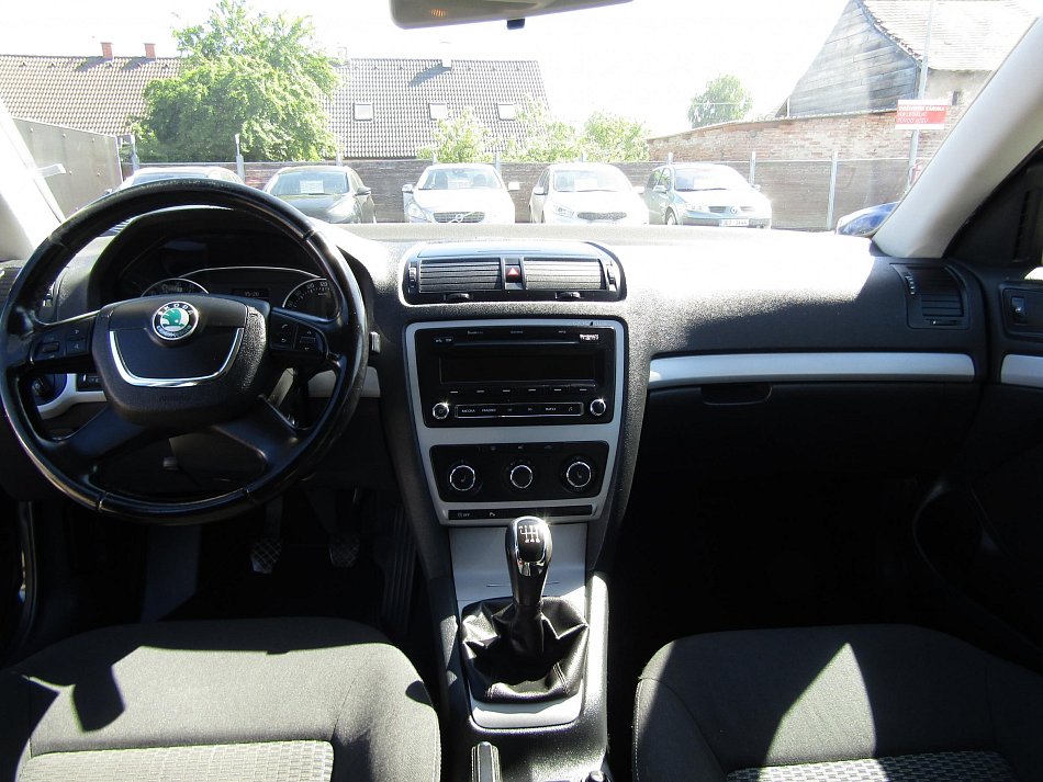 Škoda Octavia II 2.0 TDI Ambiente