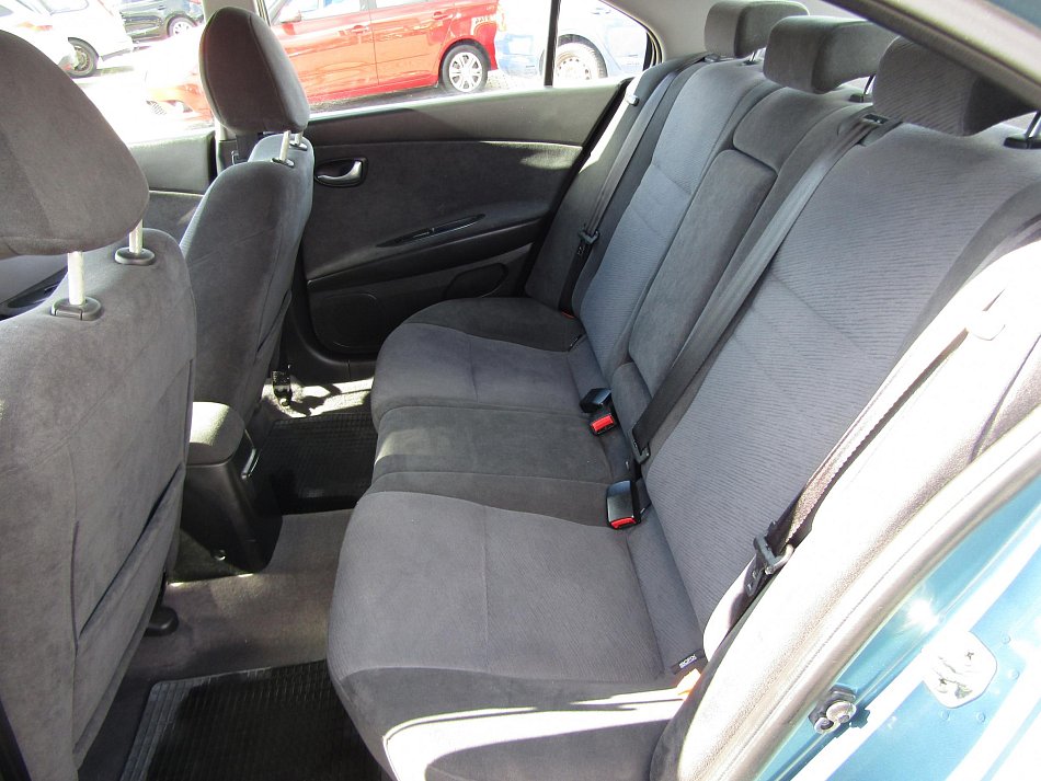 Nissan Primera 1.8 i 