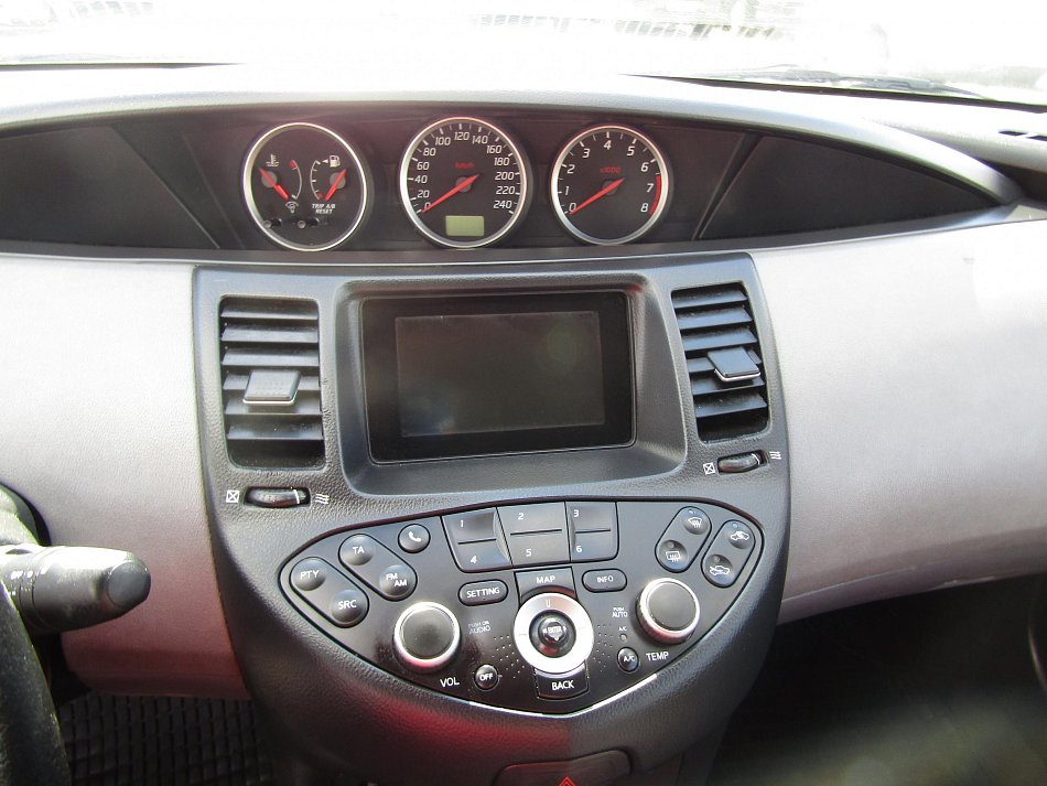 Nissan Primera 1.8 i 