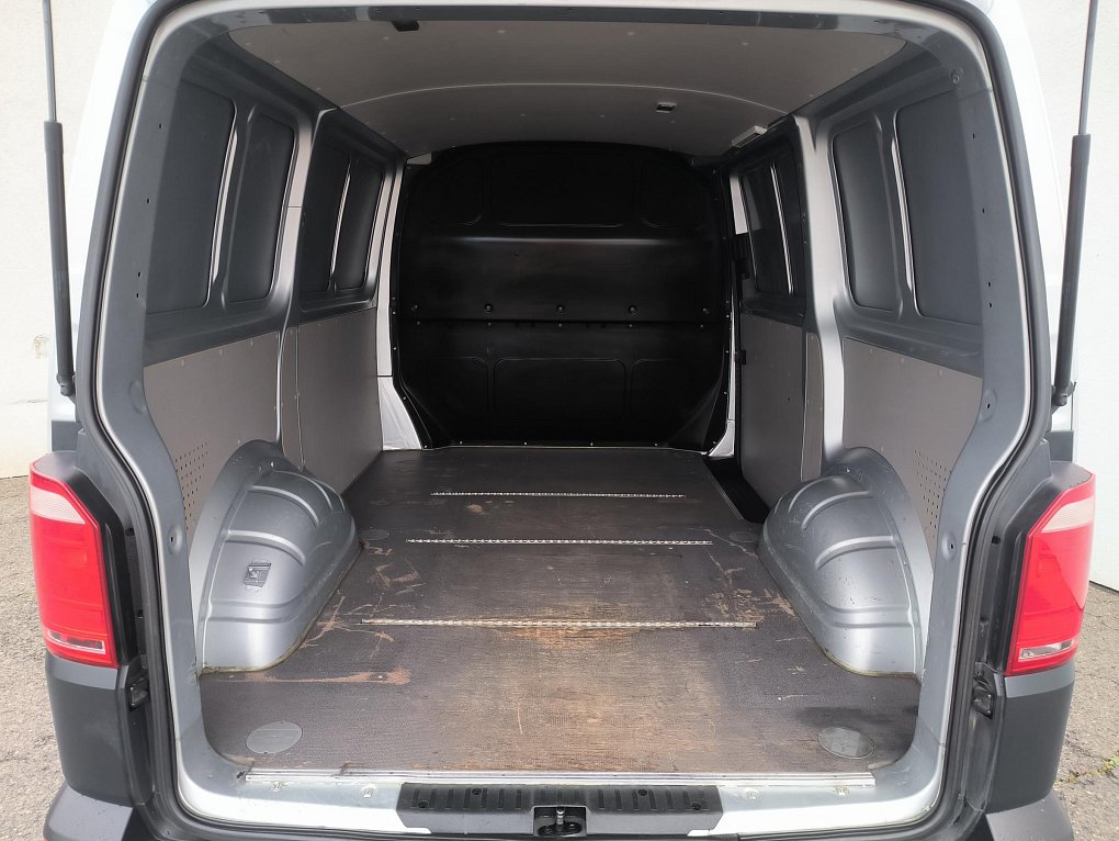 Volkswagen Transporter 2.0TDi 