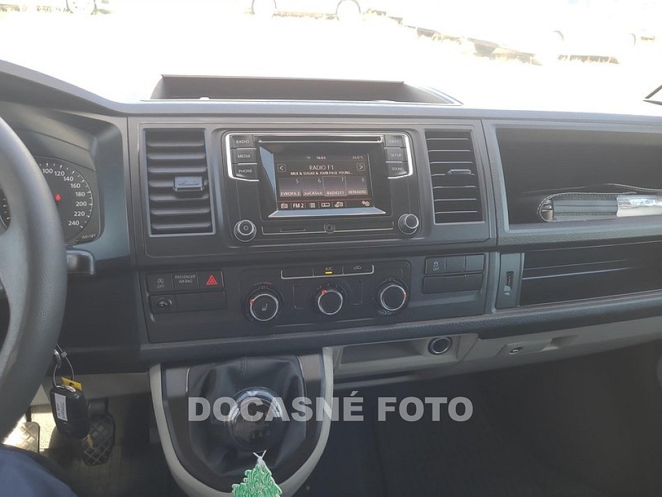 Volkswagen Transporter 2.0TDi 