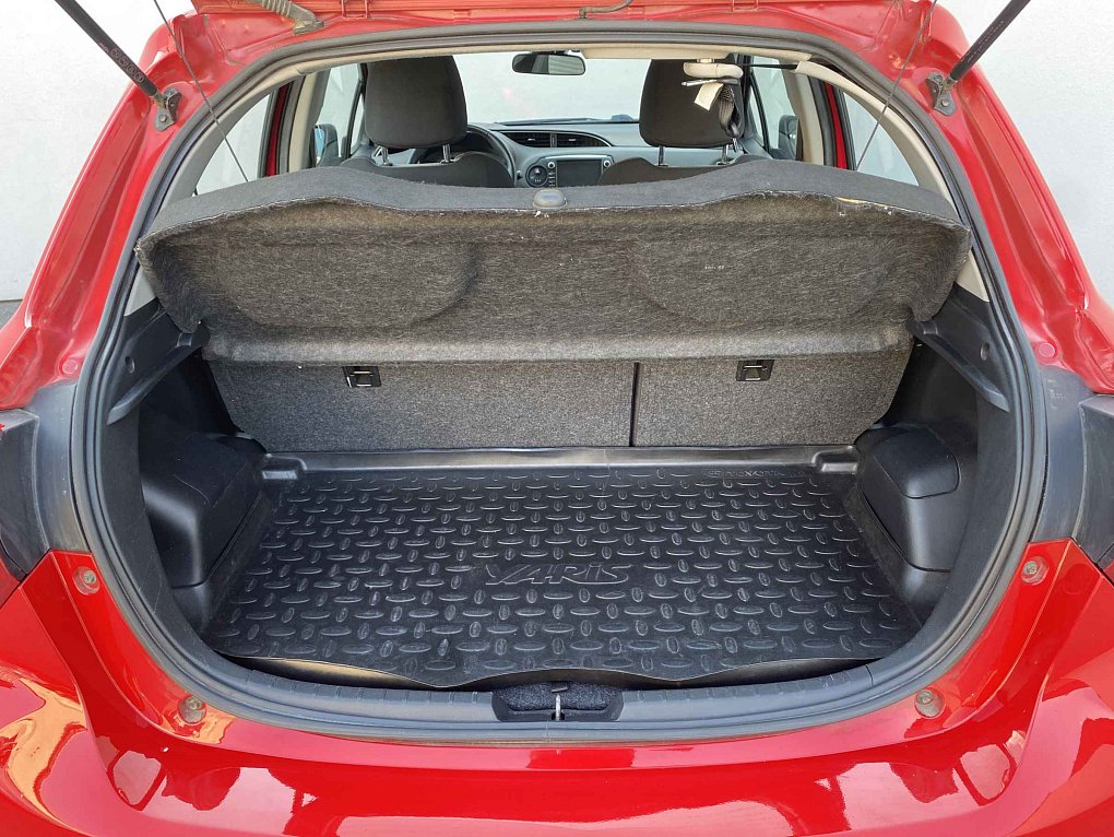 Toyota Yaris 1.5 VVT-i Dynamic