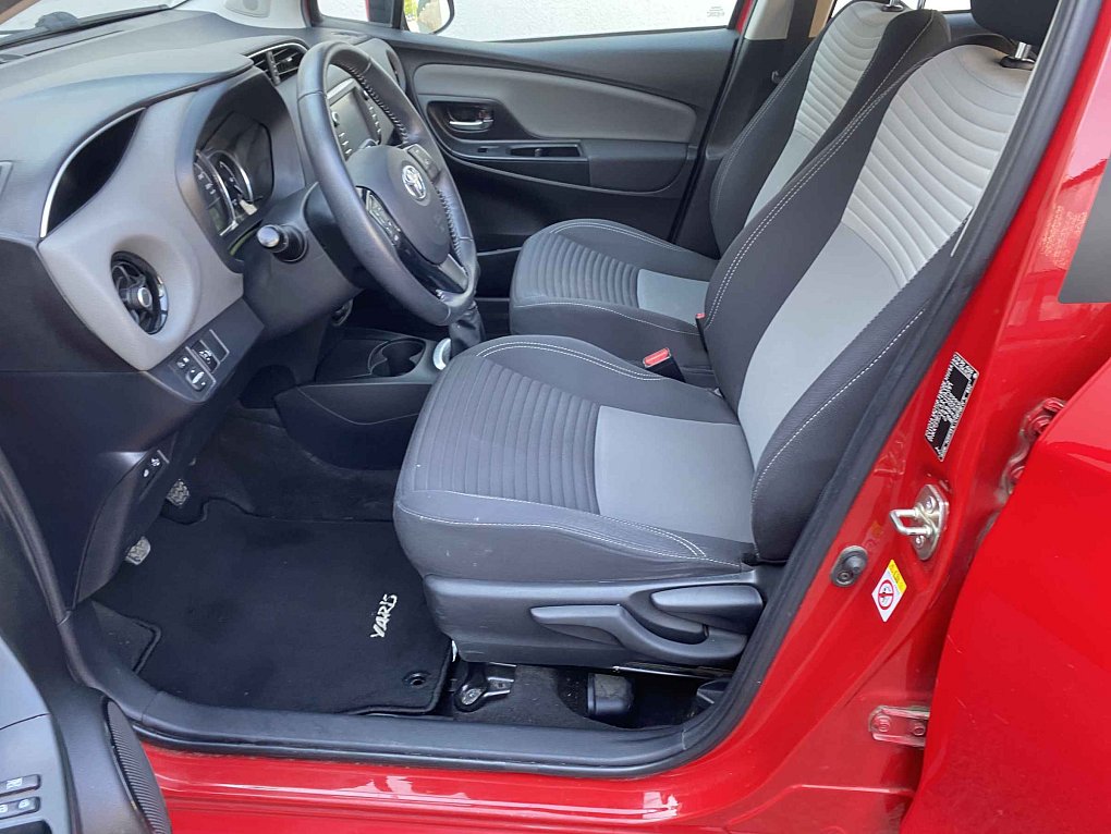 Toyota Yaris 1.5 VVT-i Dynamic