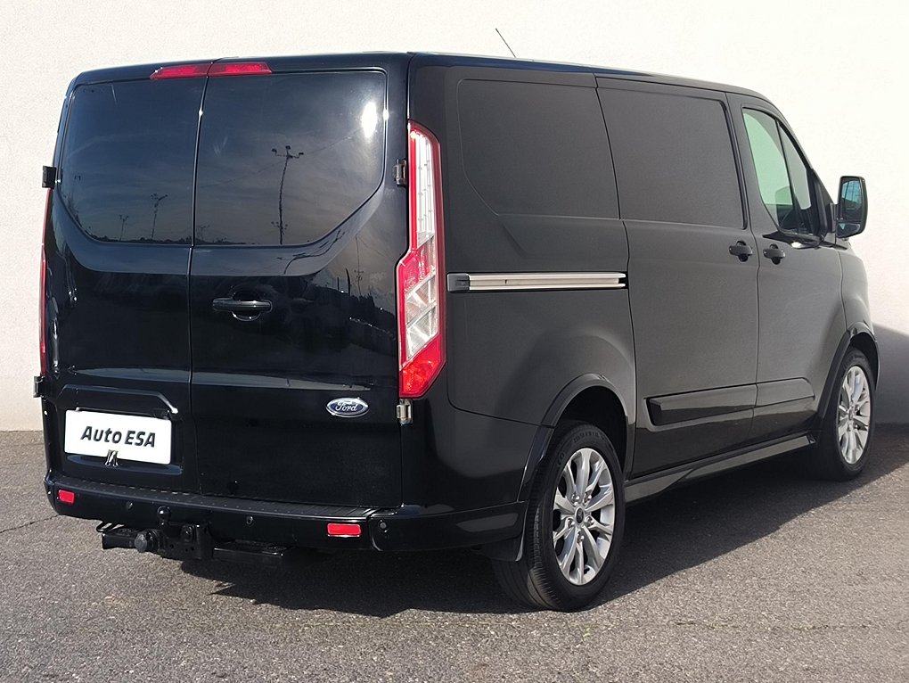 Ford Transit Custom 2.2TDCi Sport L1H1