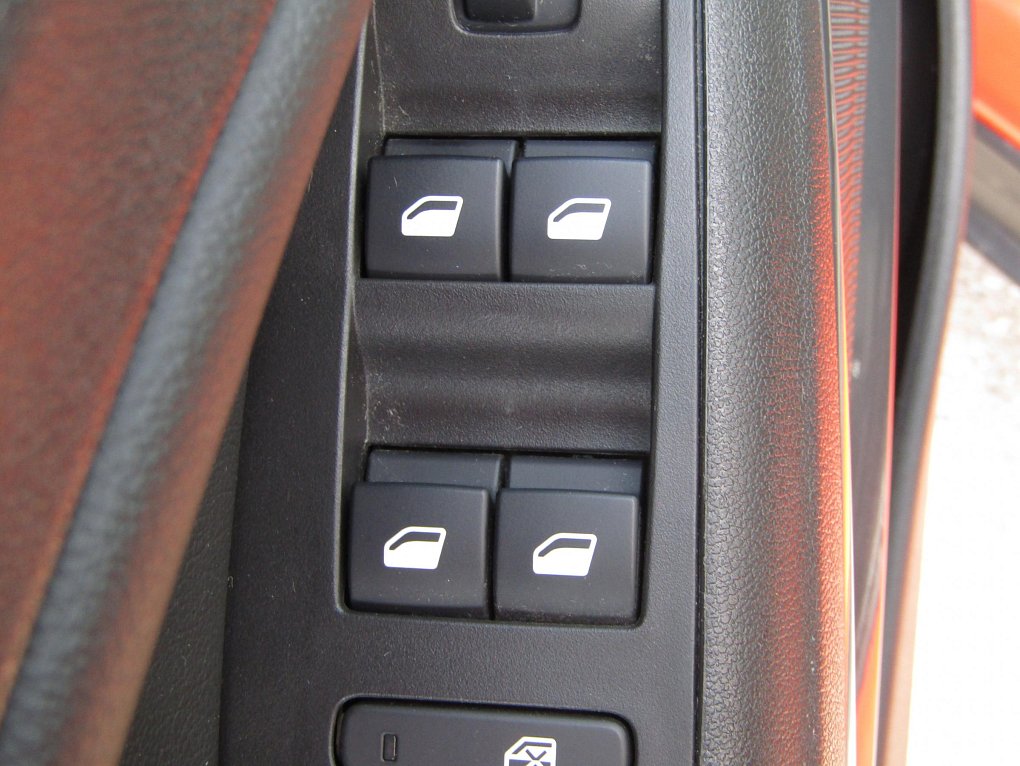 Opel Crossland 1.2 T Elegance