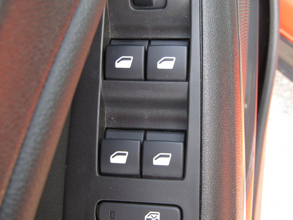 Opel Crossland 1.2 T Elegance