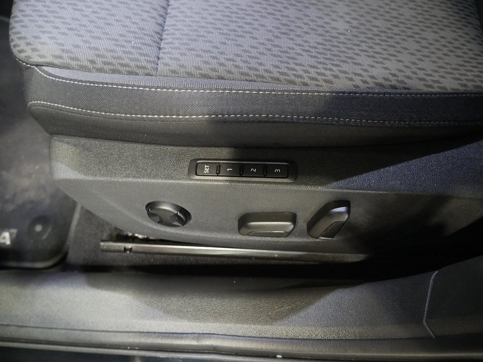 Škoda Octavia IV 2.0 TDi Style