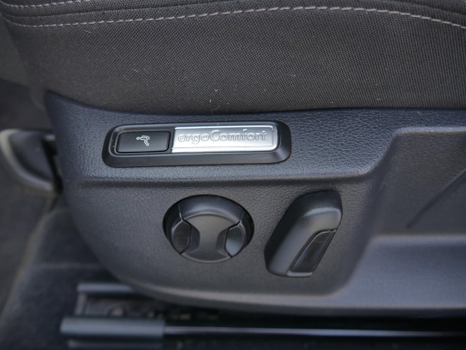 Volkswagen Passat 2.0TDi 