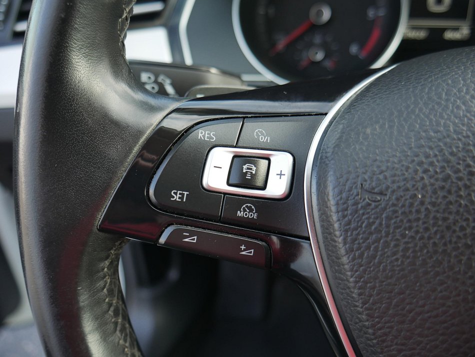 Volkswagen Passat 2.0TDi 