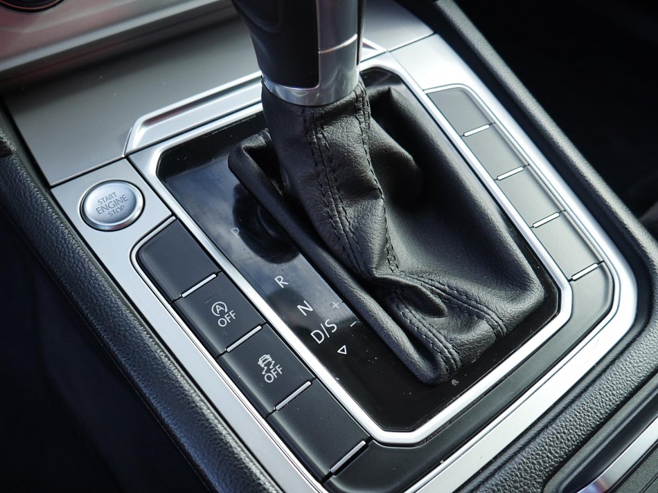 Volkswagen Passat 2.0TDi 