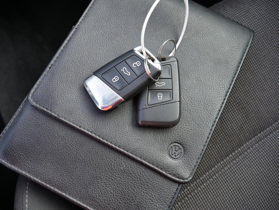 Volkswagen Passat 2.0TDi 