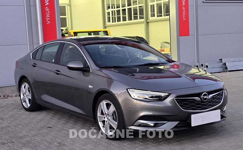 Opel Insignia 2.0t 