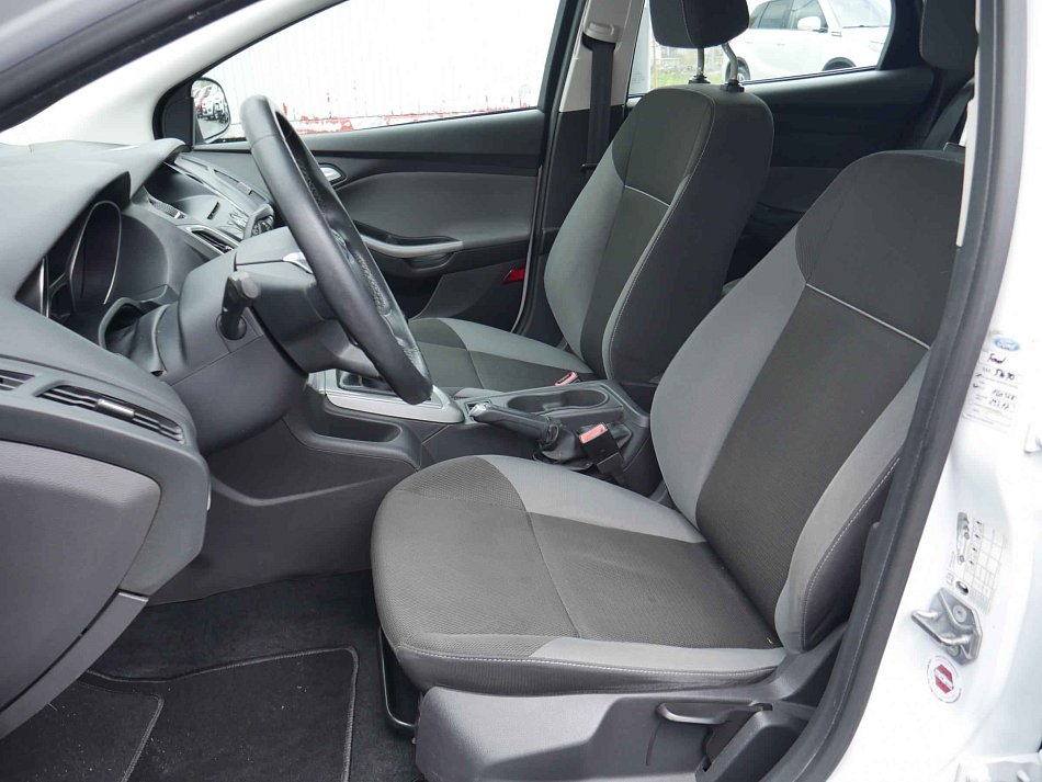 Ford Focus 1.6 i 