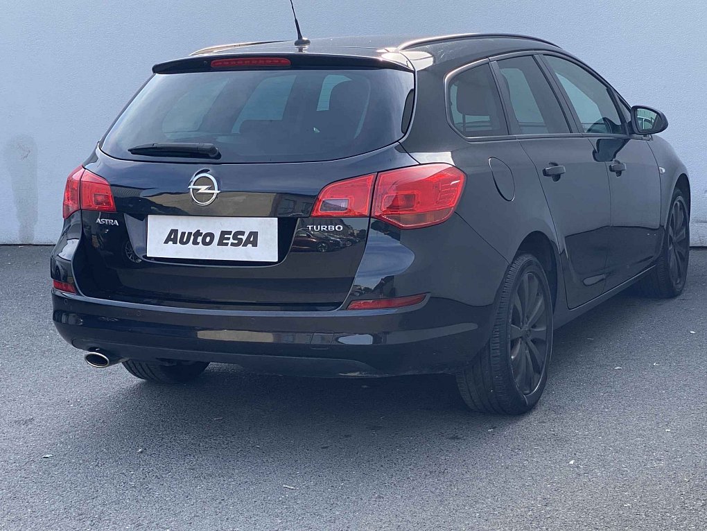 Opel Astra 1.4 T Edition