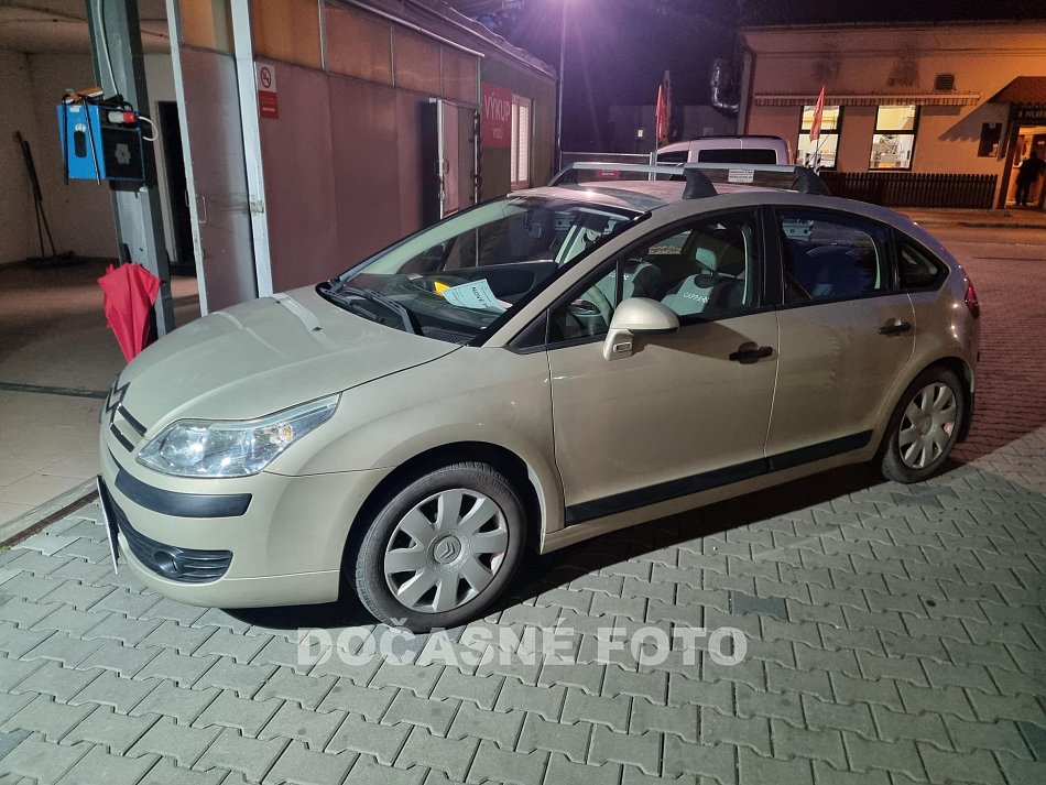 Citroën C4 1.6i 16V 